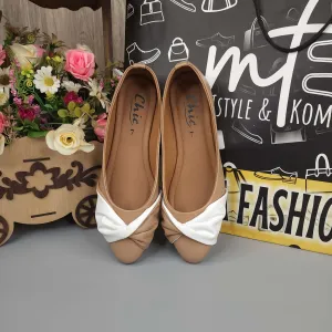 Brown White Contrast Pumps