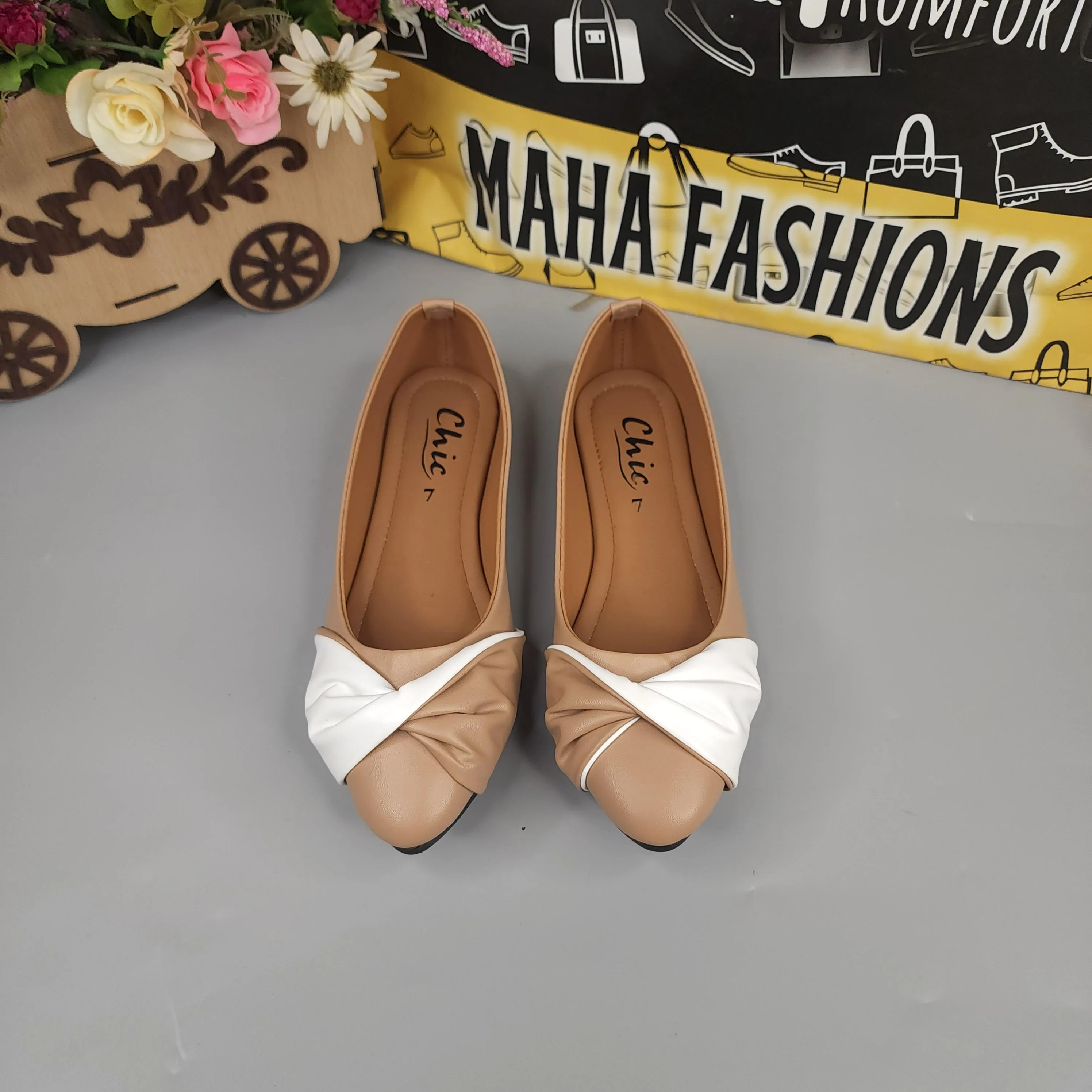 Brown White Contrast Pumps