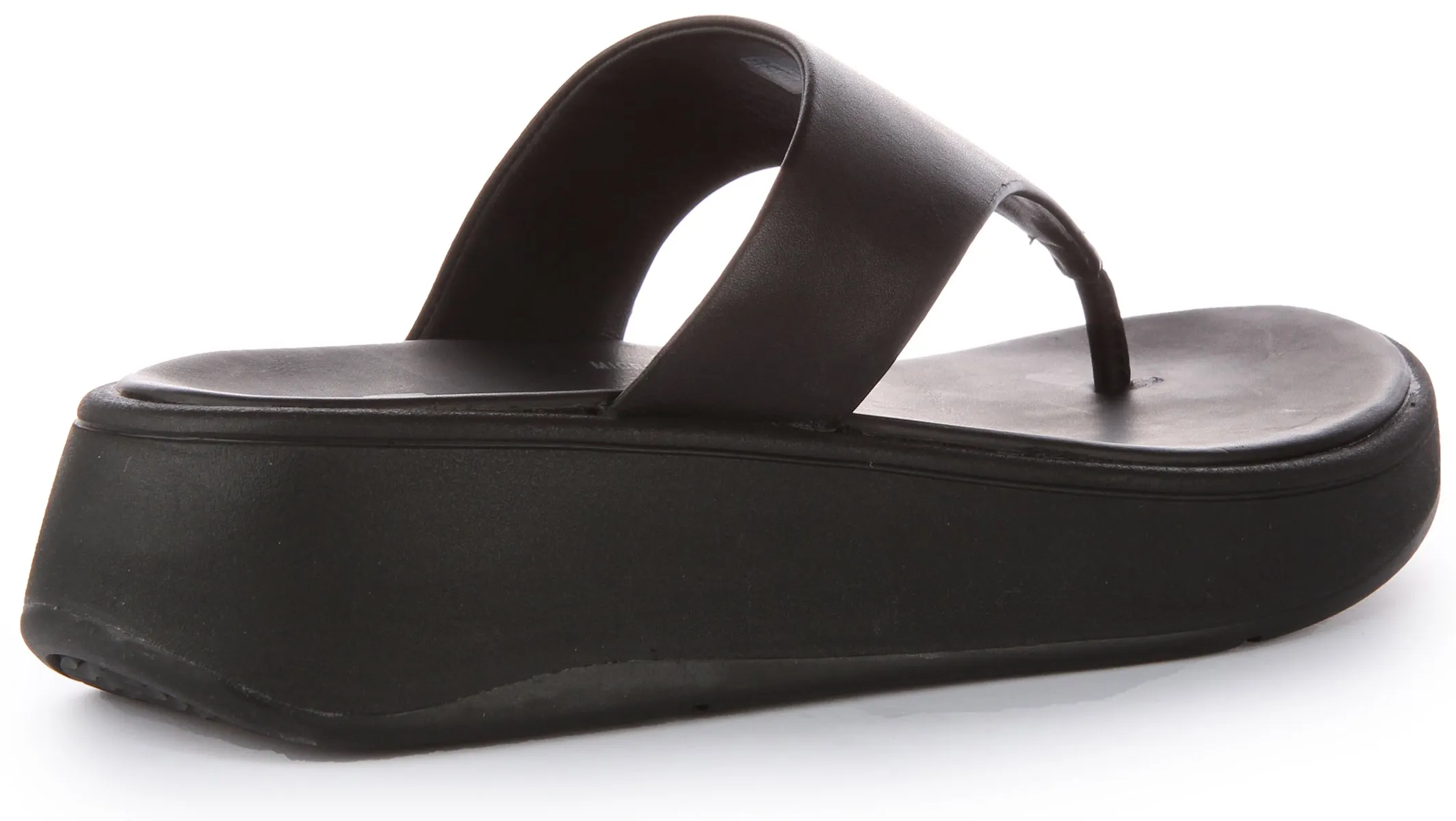 Fitflop Toe Post Platform In Black For Women