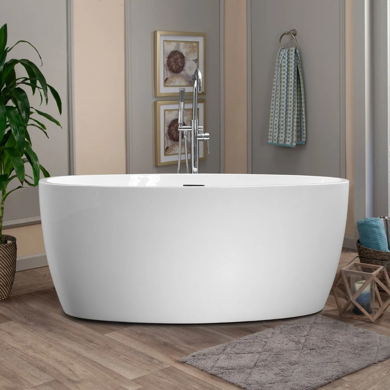 Jolie Freestanding Soaking Acrylic Bathtub