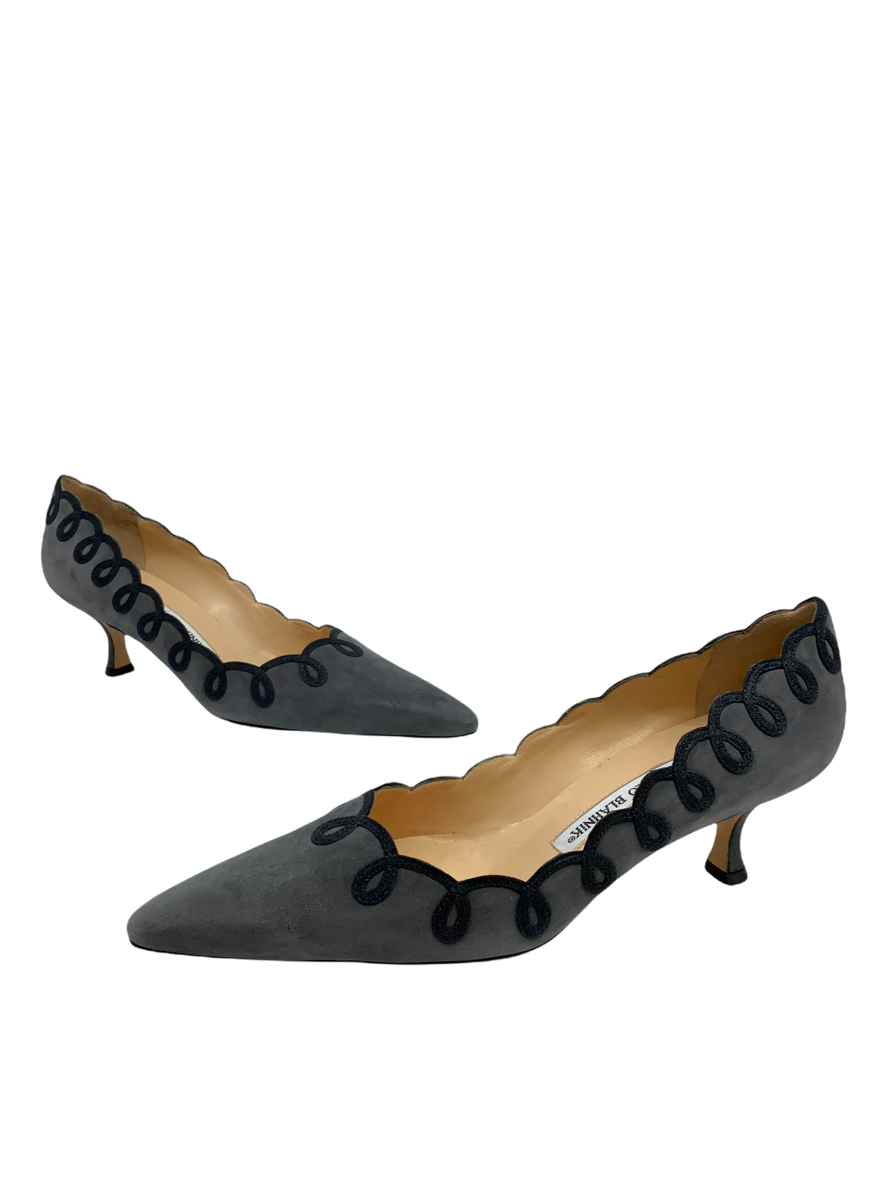 Manolo Blahnik Suede Applique Swirl Pumps Size 8.5