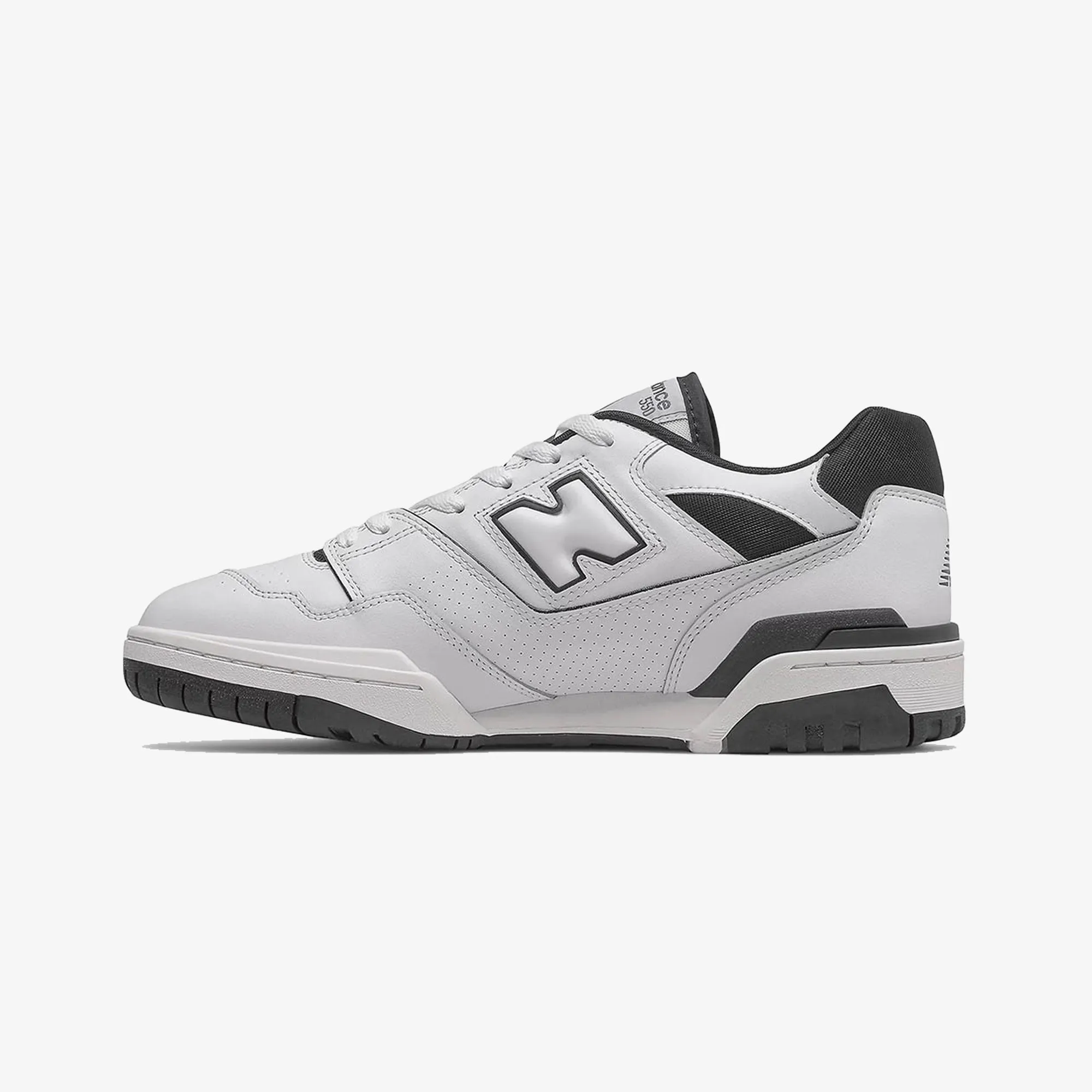 New Balance | BB550  { WHITE/BLACK