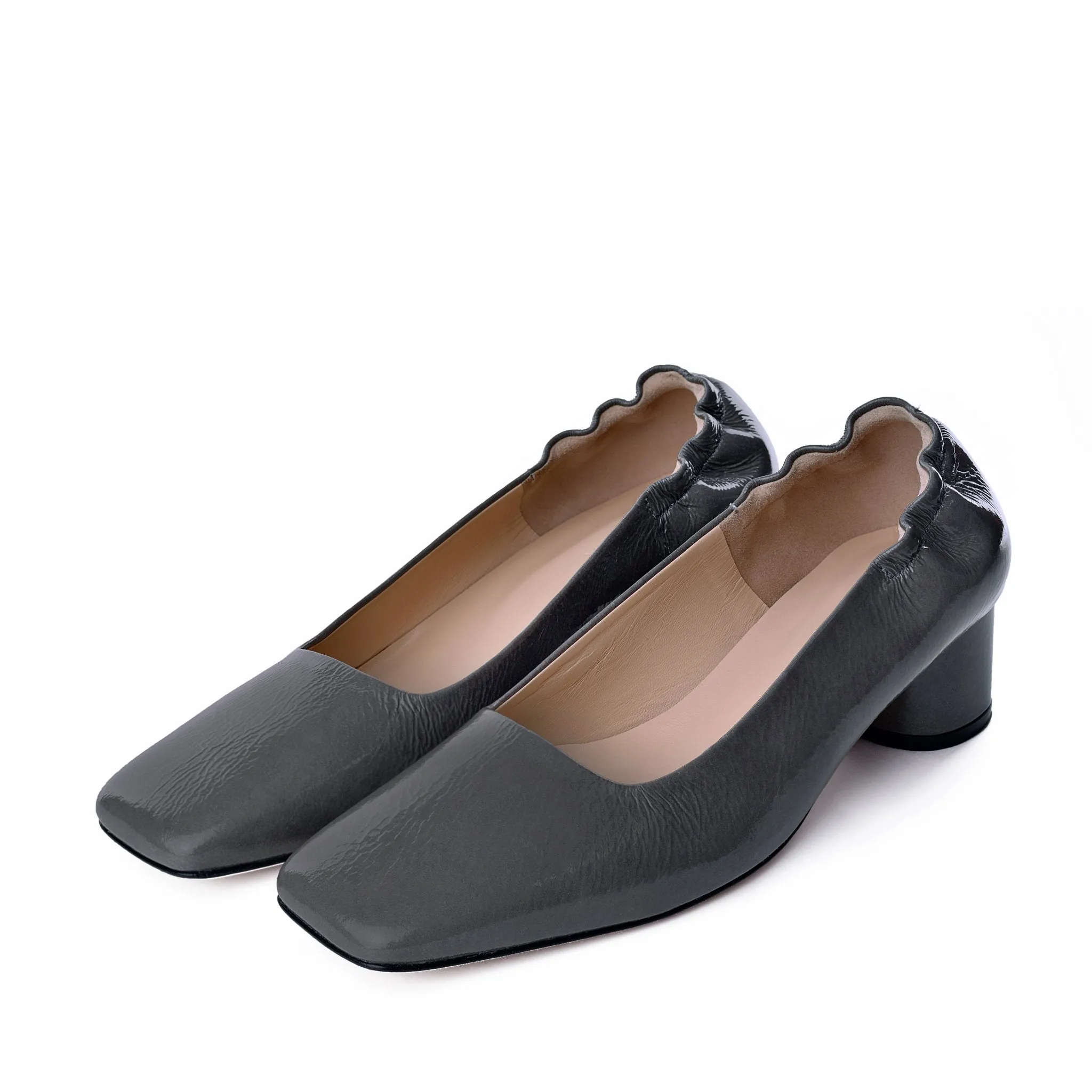 Nyoko Grey Soft Naplak Pumps