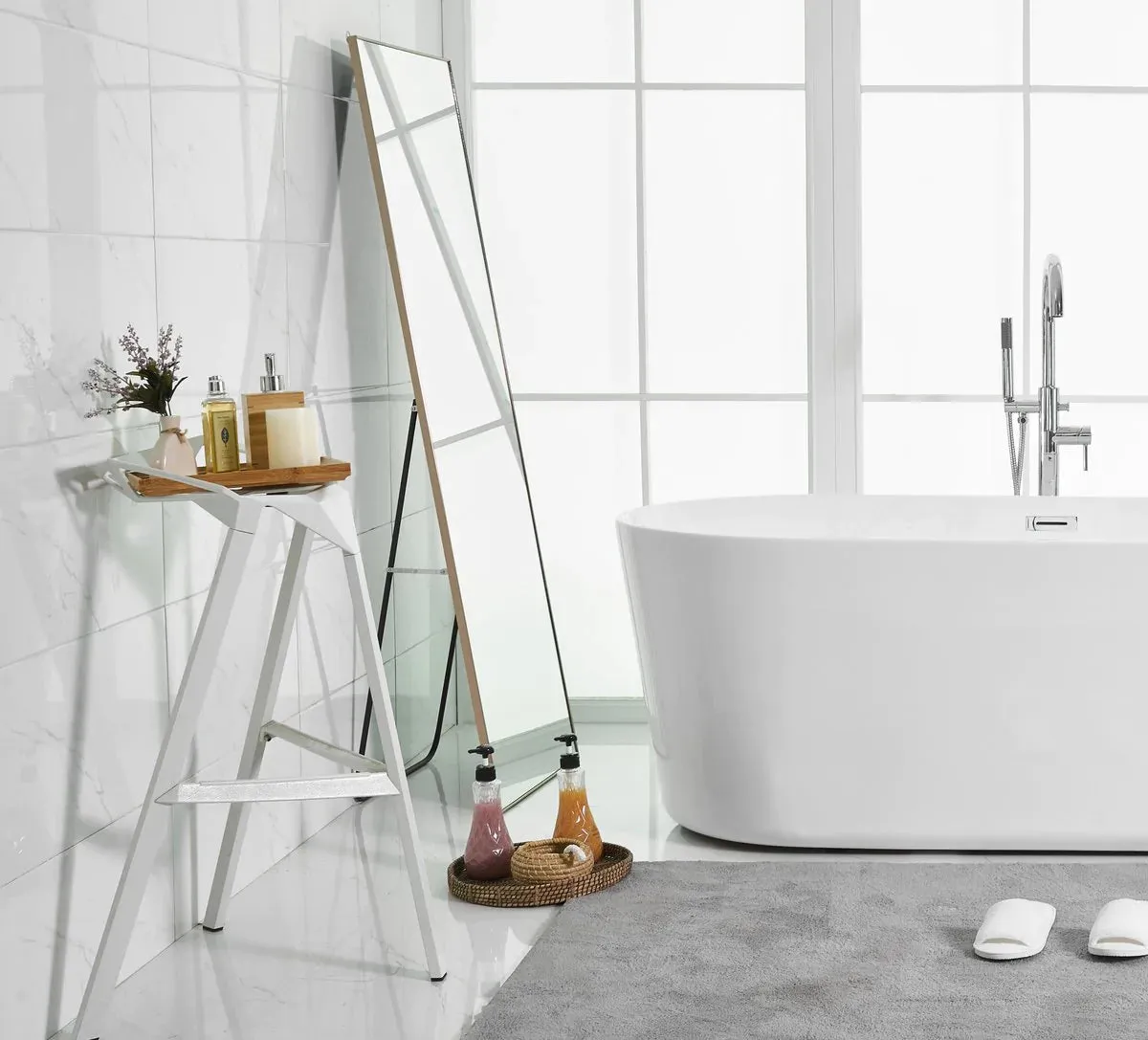 Odette 71" Soaking Roll Top Bathtub