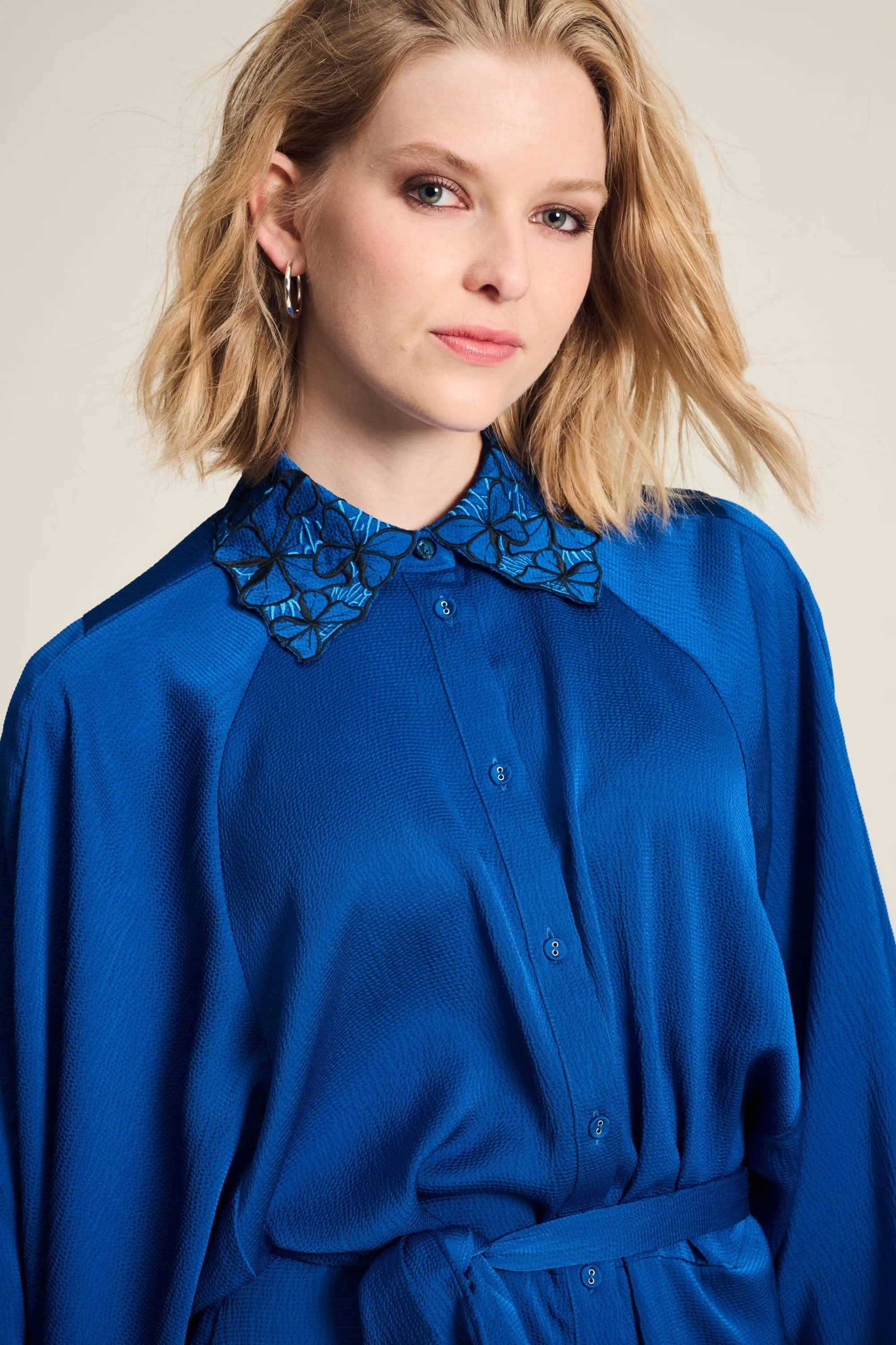 ROBE - Butterfly Bright Blue