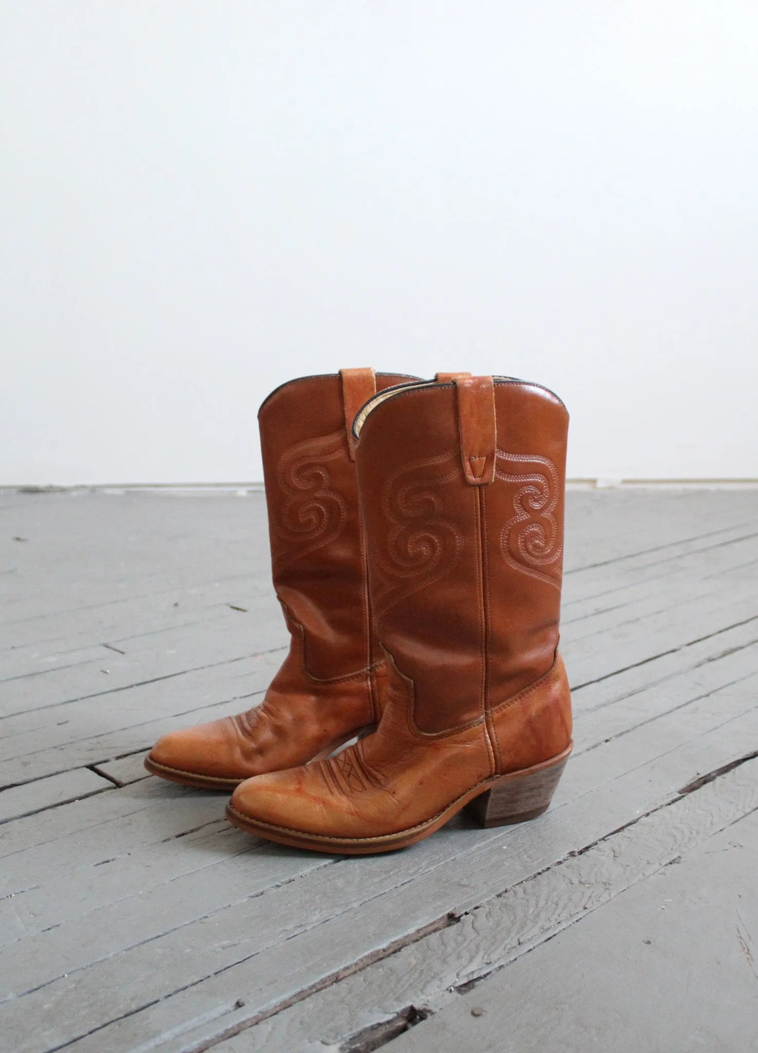 vintage cowboy boots size 8