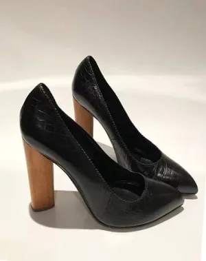 YVES SAINT LAURENT CHARLOTTE MILLENNIUM PUMPS